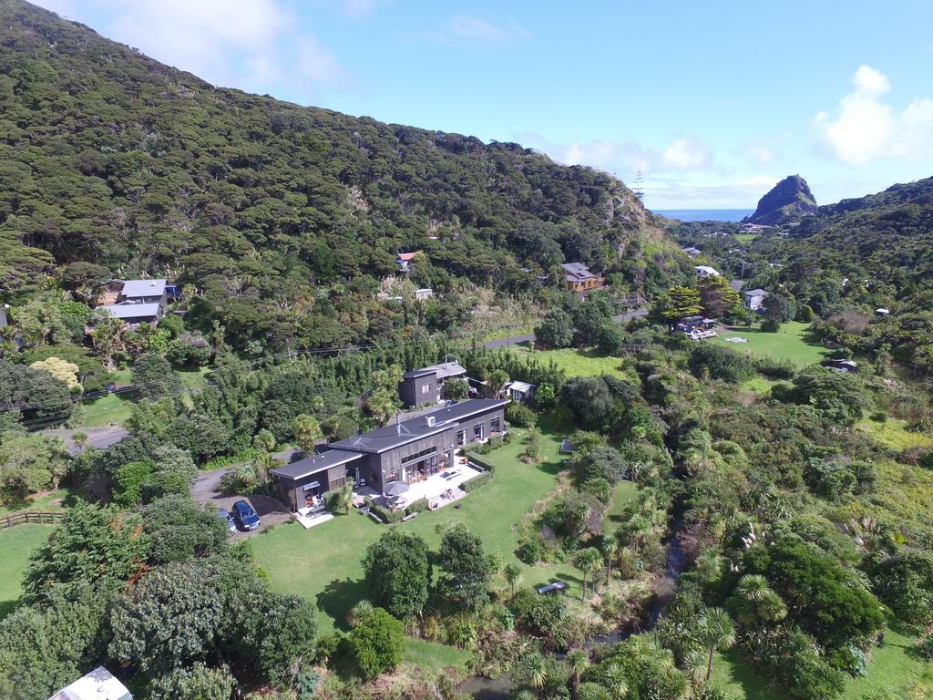 Piha Beachstay Accommodation Eksteriør bilde